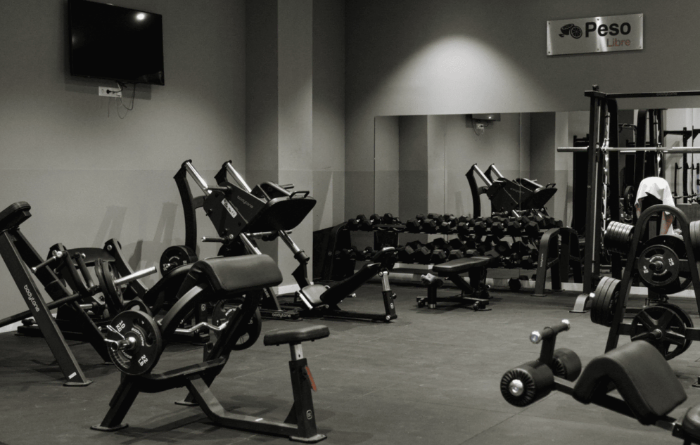 Abrir una franquicia fitness en España: manual completo para emprendedores