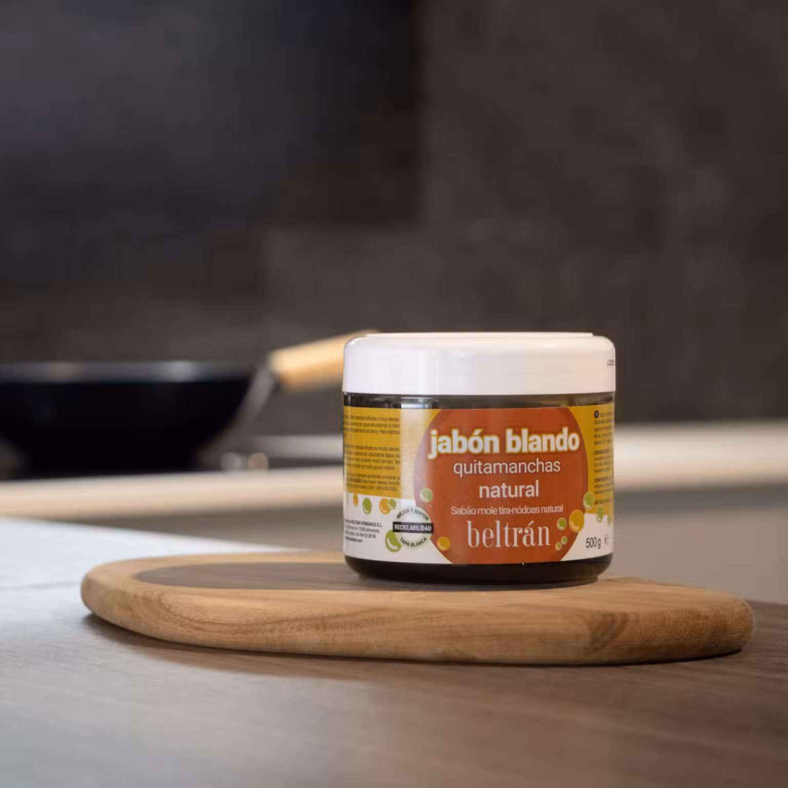 Campanas Extractoras Industriales: Limpieza y Mantenimiento con Soluciones Naturales