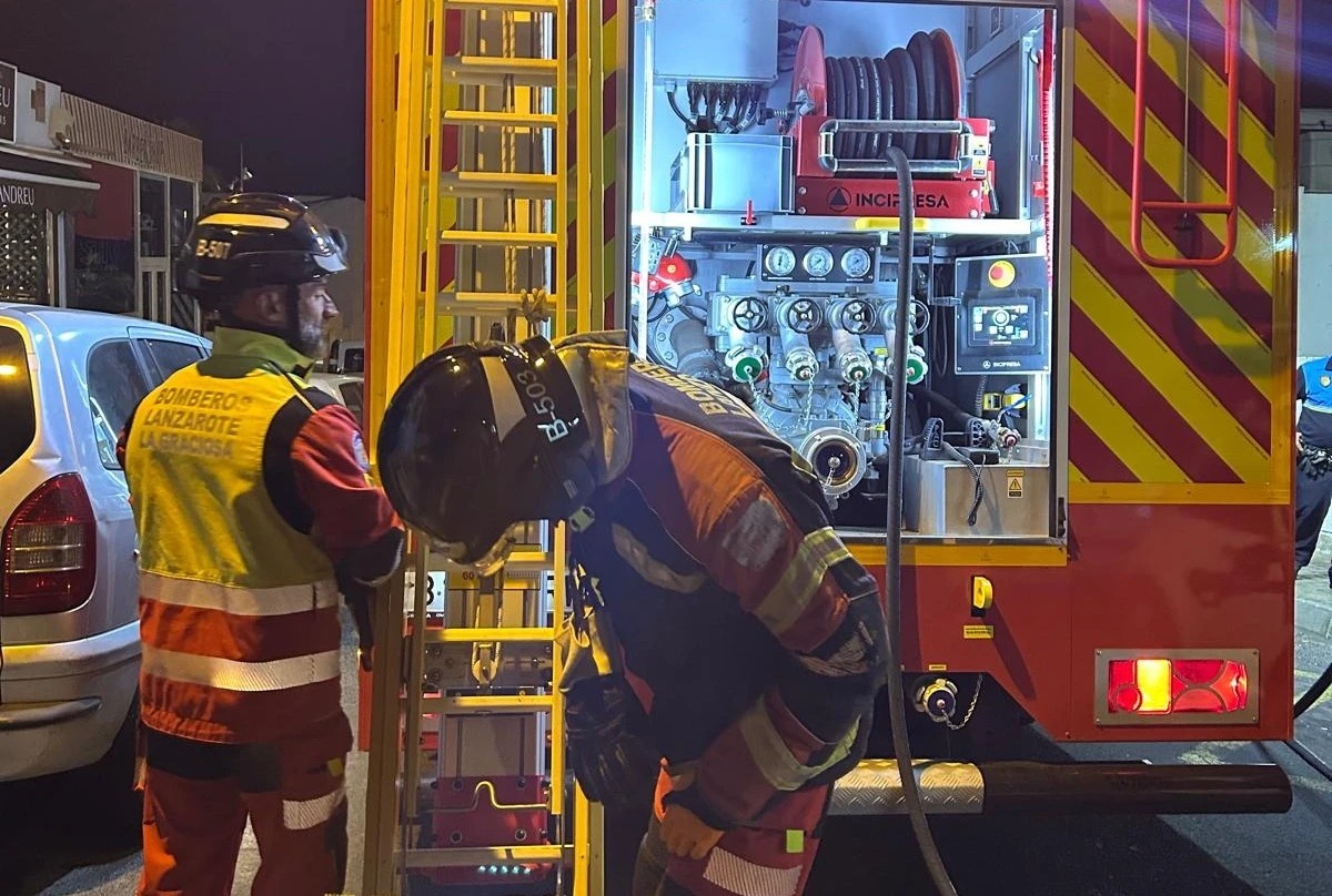 Incendio en Costa Teguise: El Uso de Extintores CO2 para Evitar Desastres Mayores