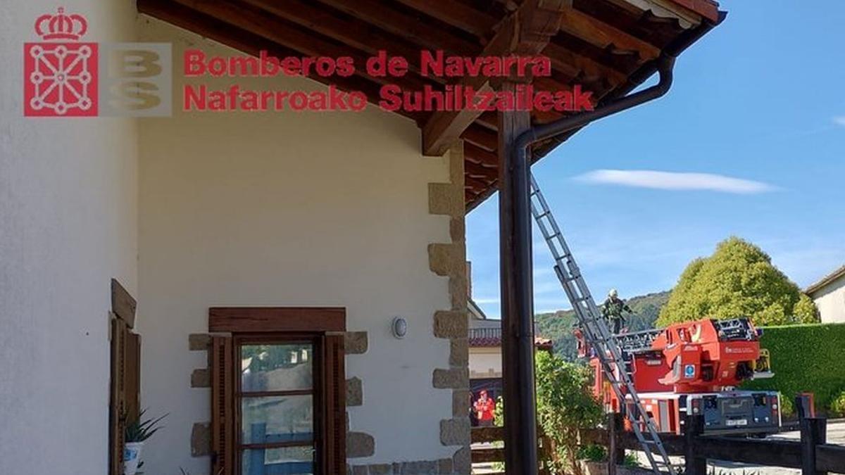 Incendio en chimenea de Berrioplano: actuación rápida