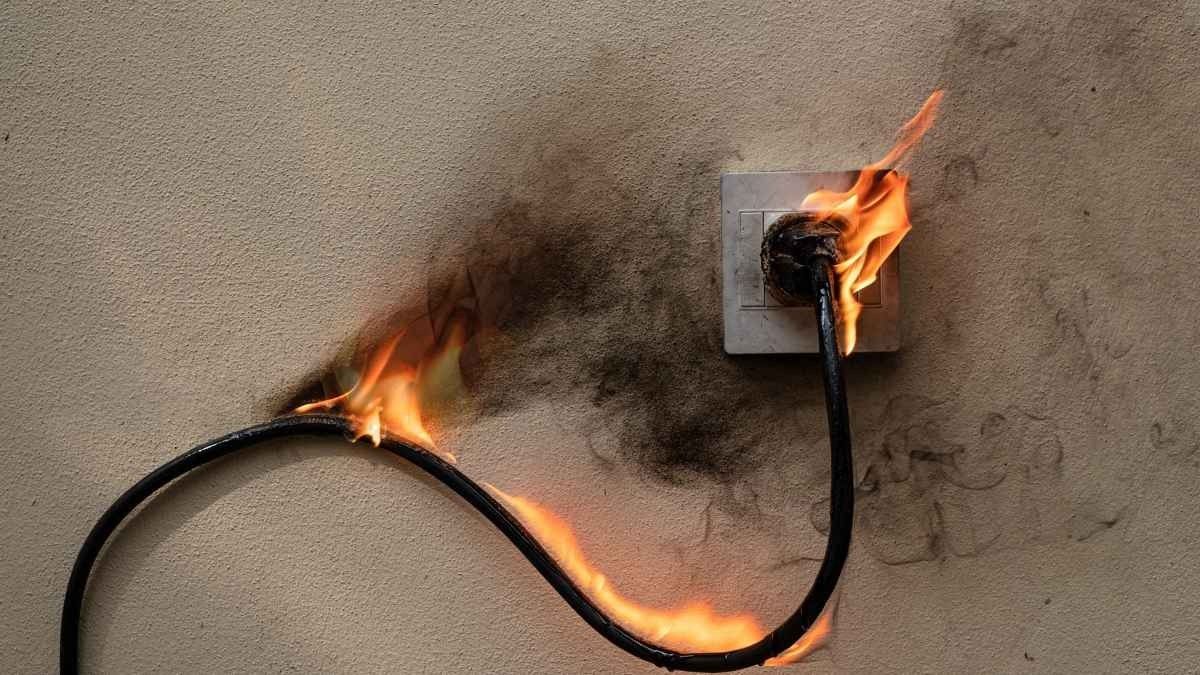 Electrodomésticos que debes desenchufar para evitar incendios en casa