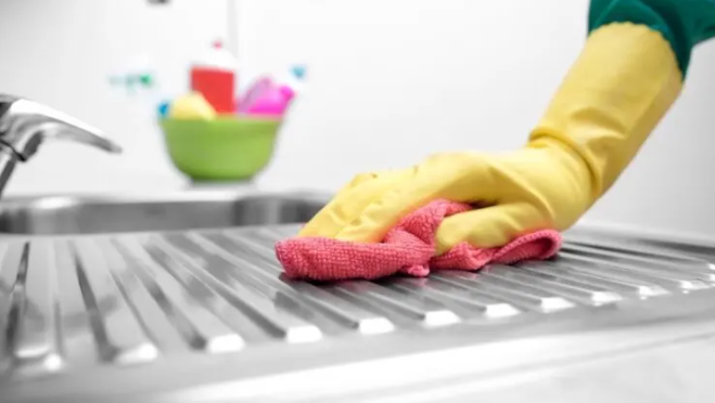 16 consejos esenciales para limpiar y proteger el acero inoxidable