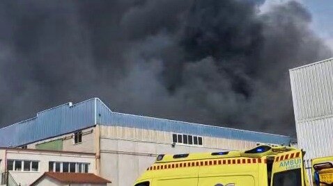 Incendio quema almacén de brócoli en Lorca