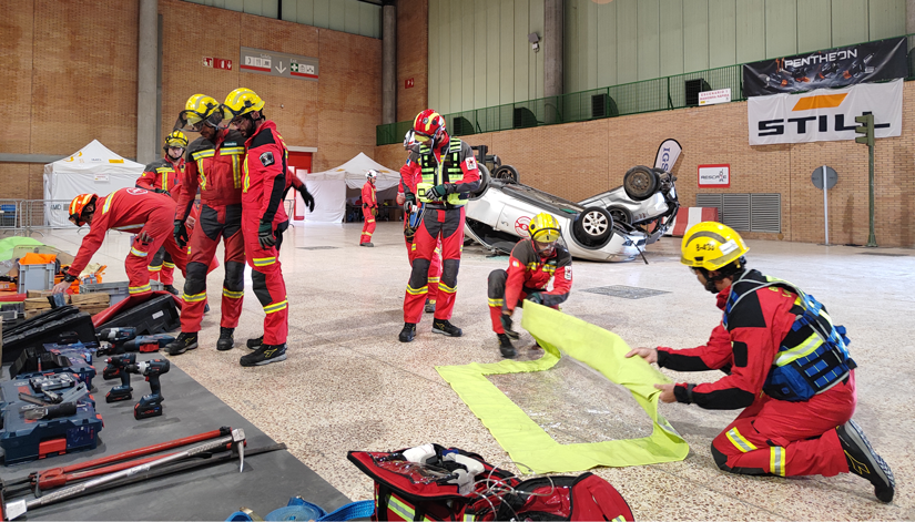 Bomberos de España se forman en rescate y extinción de incendios en vehículos eléctricos: Una formación pionera