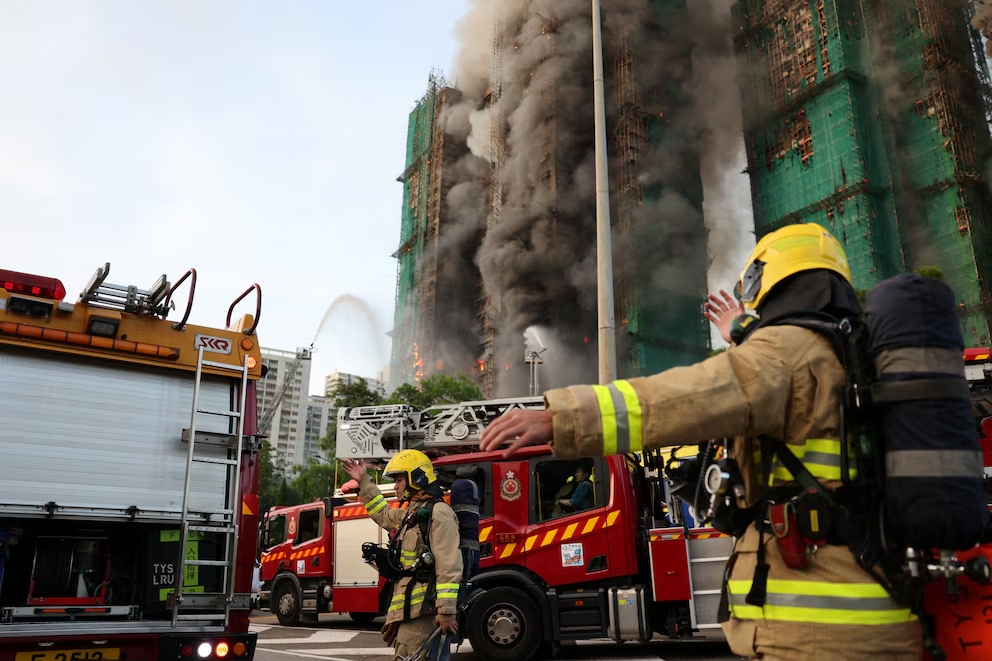 Tragedia en Hong Kong y la urgente necesidad de reforzar la seguridad estructural. Análisis integral sobre riesgos, prevención y gestión de emergencias.