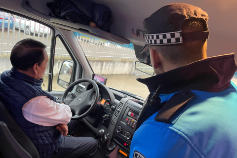 Seguridad en el Transporte Escolar: La Campaña de Vigilancia de la Policía Local de Palencia- La importancia de garantizar un transporte escolar seguro.