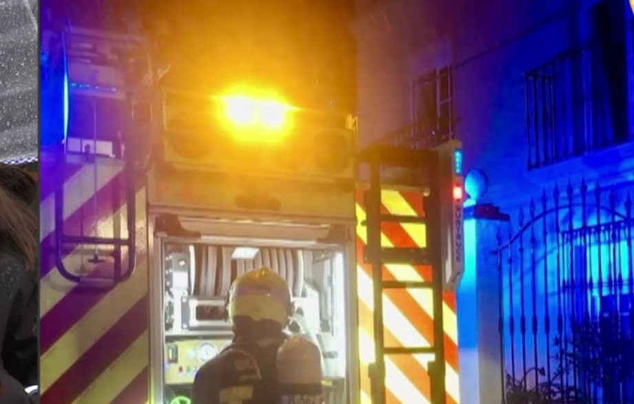 Incendio nocturno en Paterna de Rivera: una vivienda de dos plantas al límite de la emergencia. Contexto y alcance del incendio registrado en la madrugada.