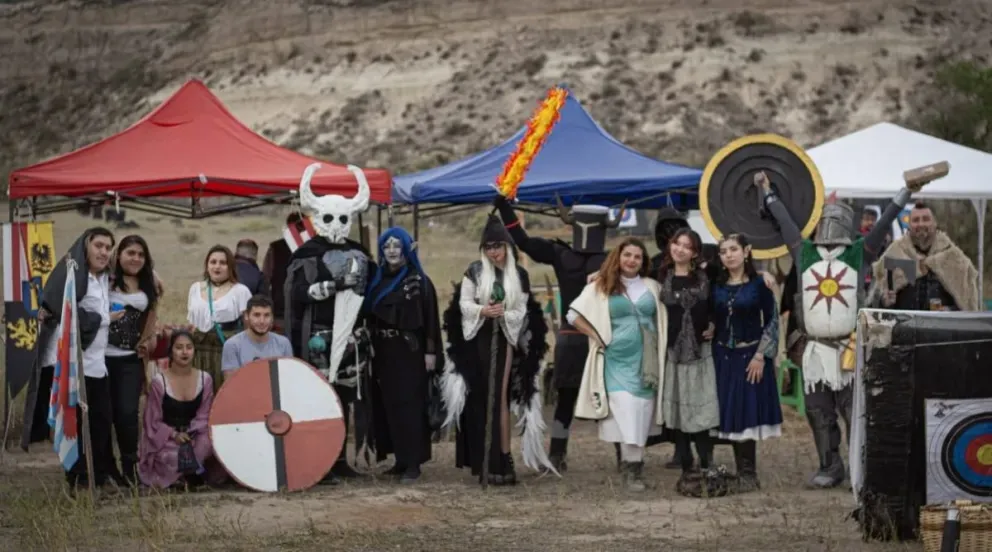 Feria medieval con combates y actividades temáticas anima el fin de semana cultural